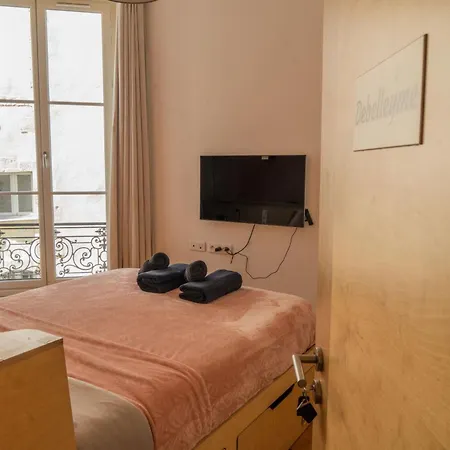 Alojamento de Acomodação e Pequeno-almoço ômarais Paris