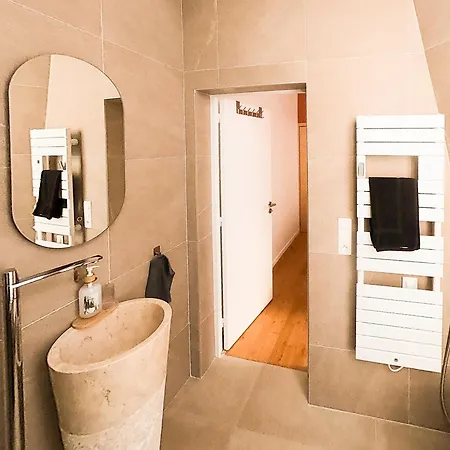 Omarais Bed & Breakfast Paris