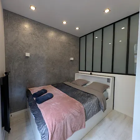 Omarais B&B *