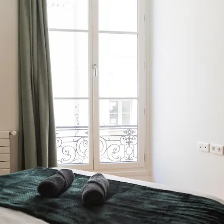 Omarais Bed & Breakfast 4*