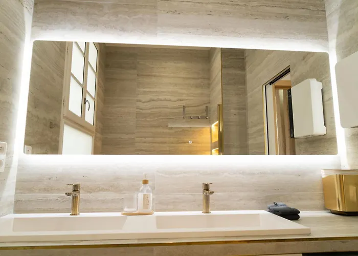 Omarais Bed and Breakfast